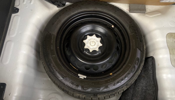 2017 Hyundai Grand i10 SPORTZ (O) AT 1.2 KAPPA VTVT, Petrol, Automatic, 66,322 km, Spare Tyre