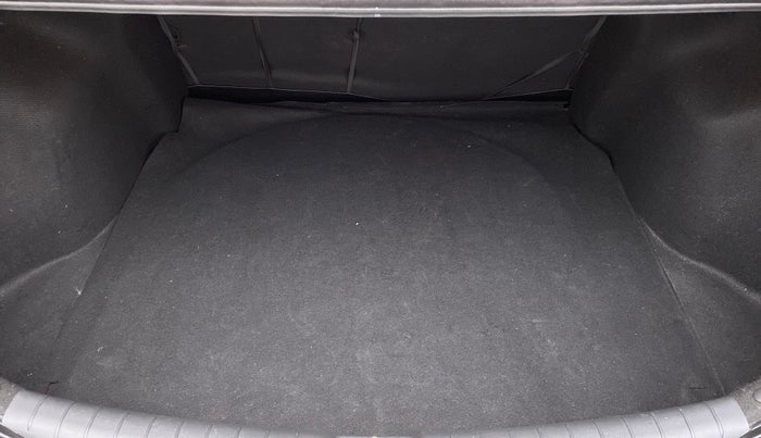 2019 Hyundai Verna 1.6 CRDI SX + AT, Diesel, Automatic, 29,510 km, Boot Inside