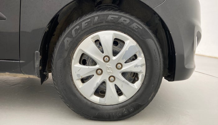 2012 Hyundai i10 SPORTZ 1.2, Petrol, Manual, 40,556 km, Right Front Wheel