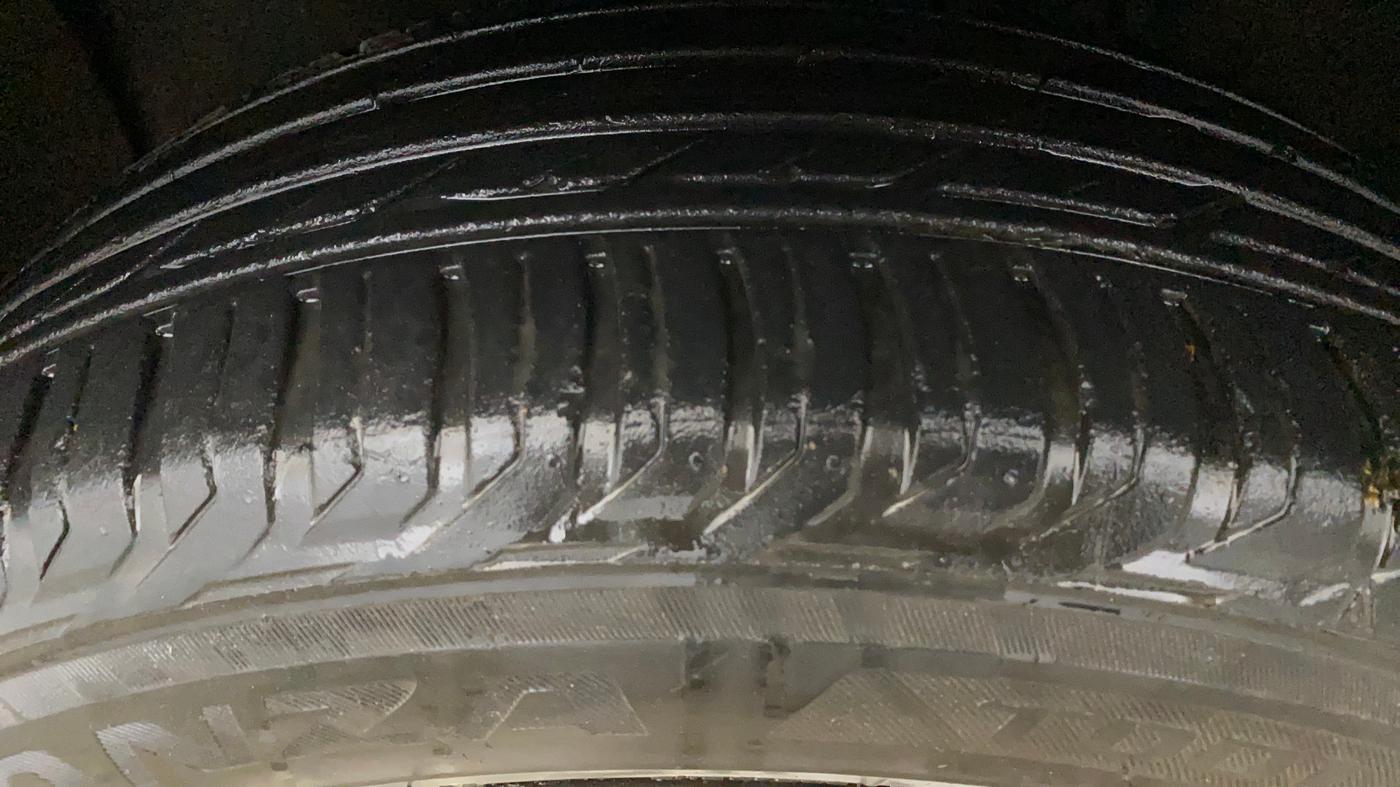 2017 Jeep Compass LIMITED 1.4 PETROL AT, Petrol, Automatic, 79,012 km, Left Front Tyre Tread