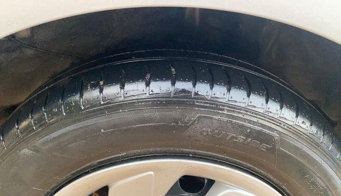2019 Hyundai NEW SANTRO SPORTZ AMT, CNG, Automatic, 52,356 km, Left Rear Tyre Tread