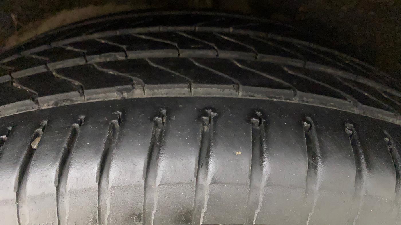 2018 Ford Ecosport TITANIUM + 1.5L DIESEL, Diesel, Manual, 92,779 km, Left Rear Tyre Tread