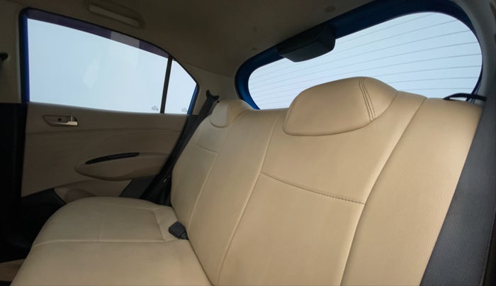 2019 Hyundai NEW SANTRO SPORTZ MT, Petrol, Manual, 19,348 km, Right Side Rear Door Cabin
