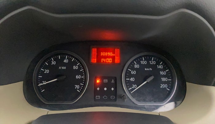 2015 Nissan Terrano XL (P), Petrol, Manual, 30,851 km, Odometer Image