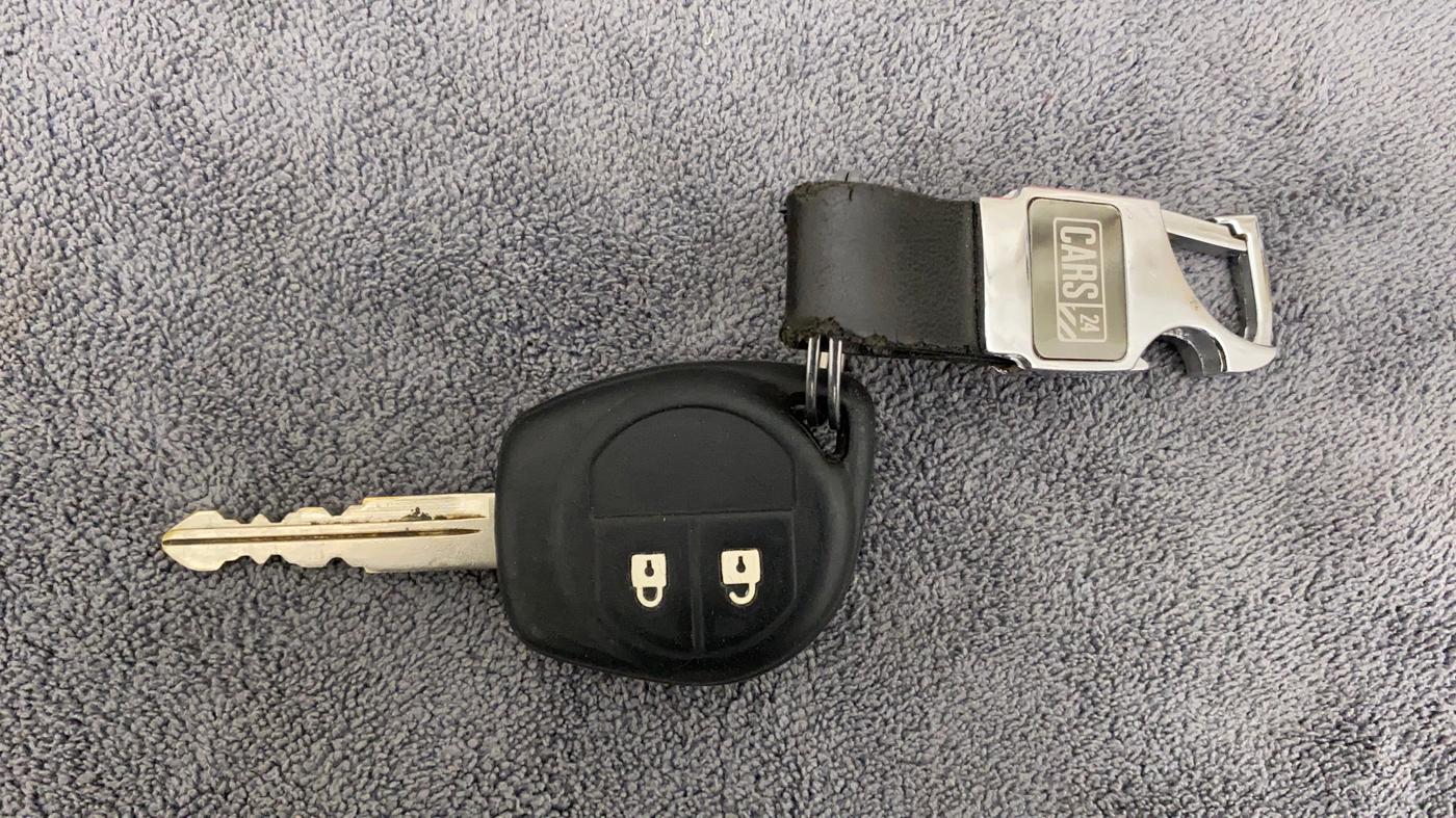 2021 Maruti Baleno DELTA PETROL 1.2, Petrol, Manual, 31,567 km, Key Close Up