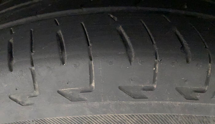 2022 Maruti Celerio VXI CNG, CNG, Manual, 31,516 km, Left Front Tyre Tread