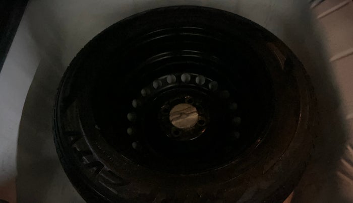 2016 Honda Jazz 1.2L I-VTEC V, Petrol, Manual, 1,14,972 km, Spare Tyre