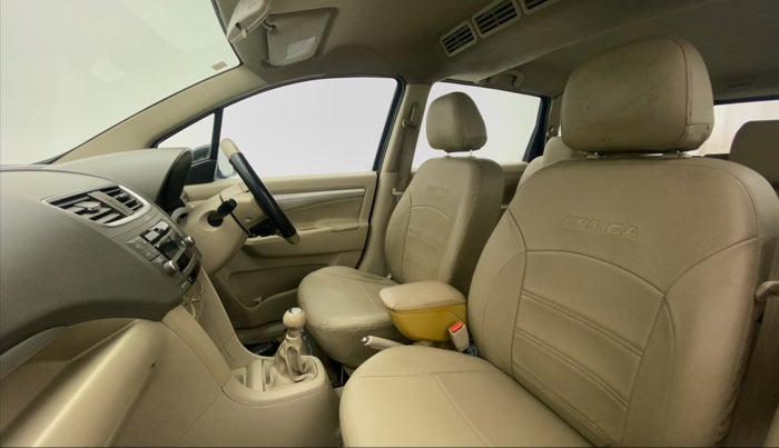 2016 Maruti Ertiga VXI CNG, CNG, Manual, 1,06,751 km, Right Side Front Door Cabin