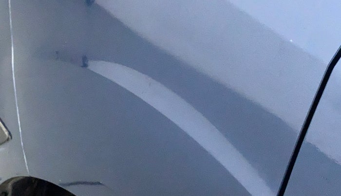 2016 Maruti Ertiga VXI CNG, CNG, Manual, 1,06,751 km, Right quarter panel - Paint has minor damage