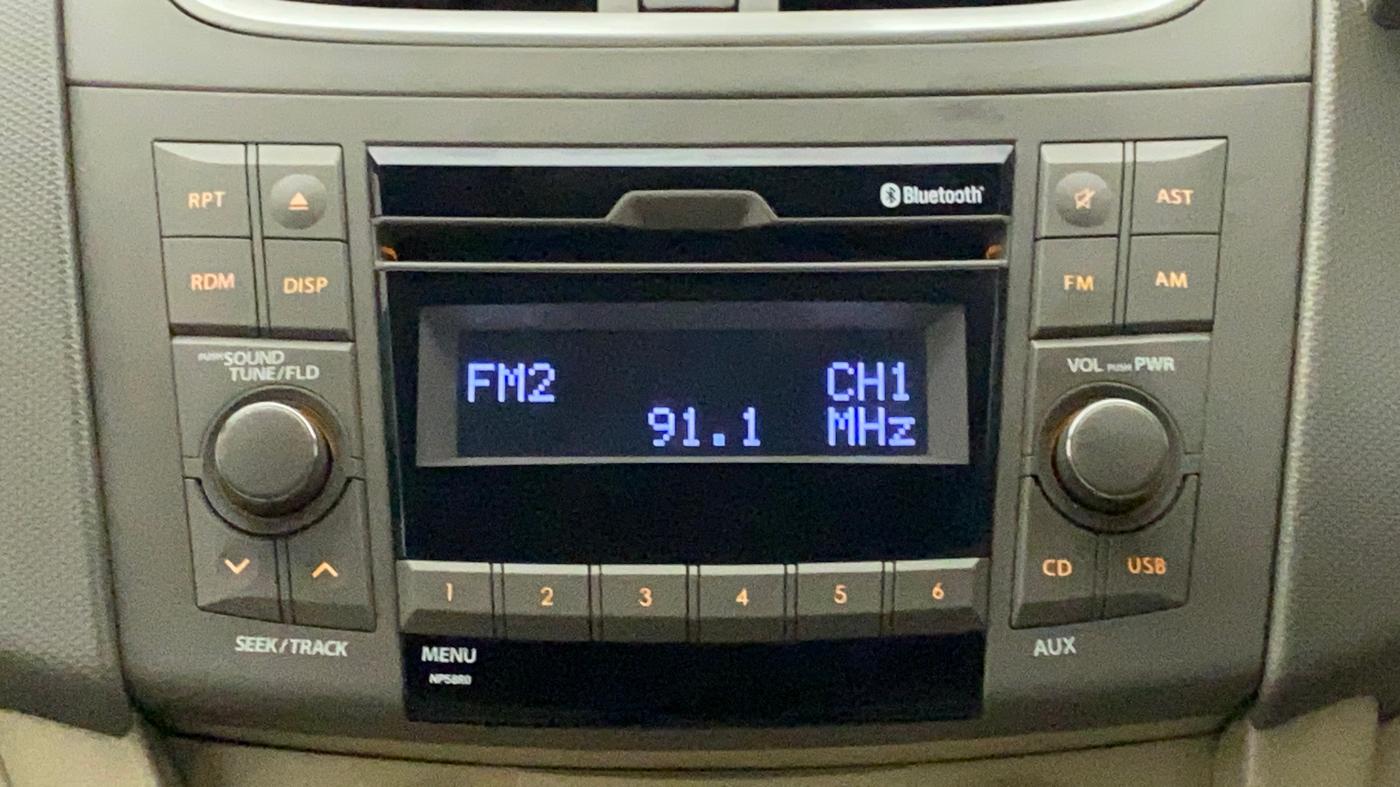 2016 Maruti Ertiga VXI CNG, CNG, Manual, 1,06,751 km, Infotainment System