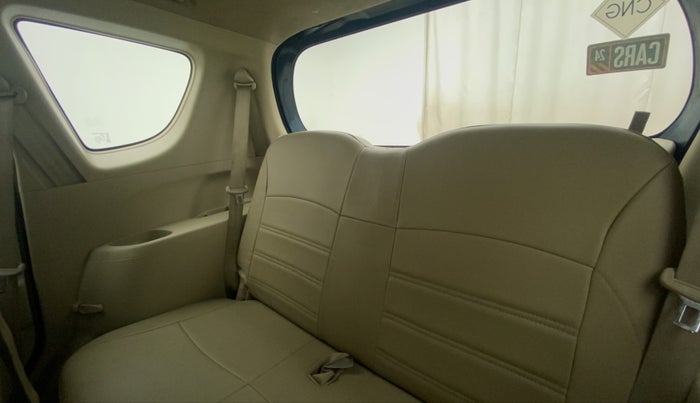 2016 Maruti Ertiga VXI CNG, CNG, Manual, 1,06,751 km, Third Seat Row ( optional )