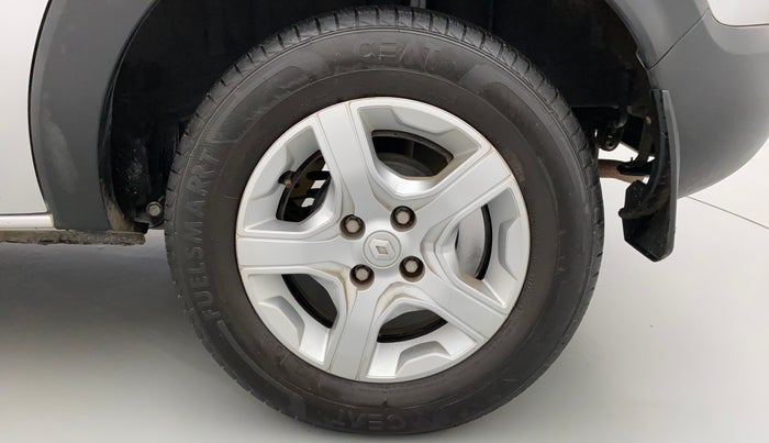 2019 Renault TRIBER RXZ, Petrol, Manual, 11,912 km, Left Rear Wheel