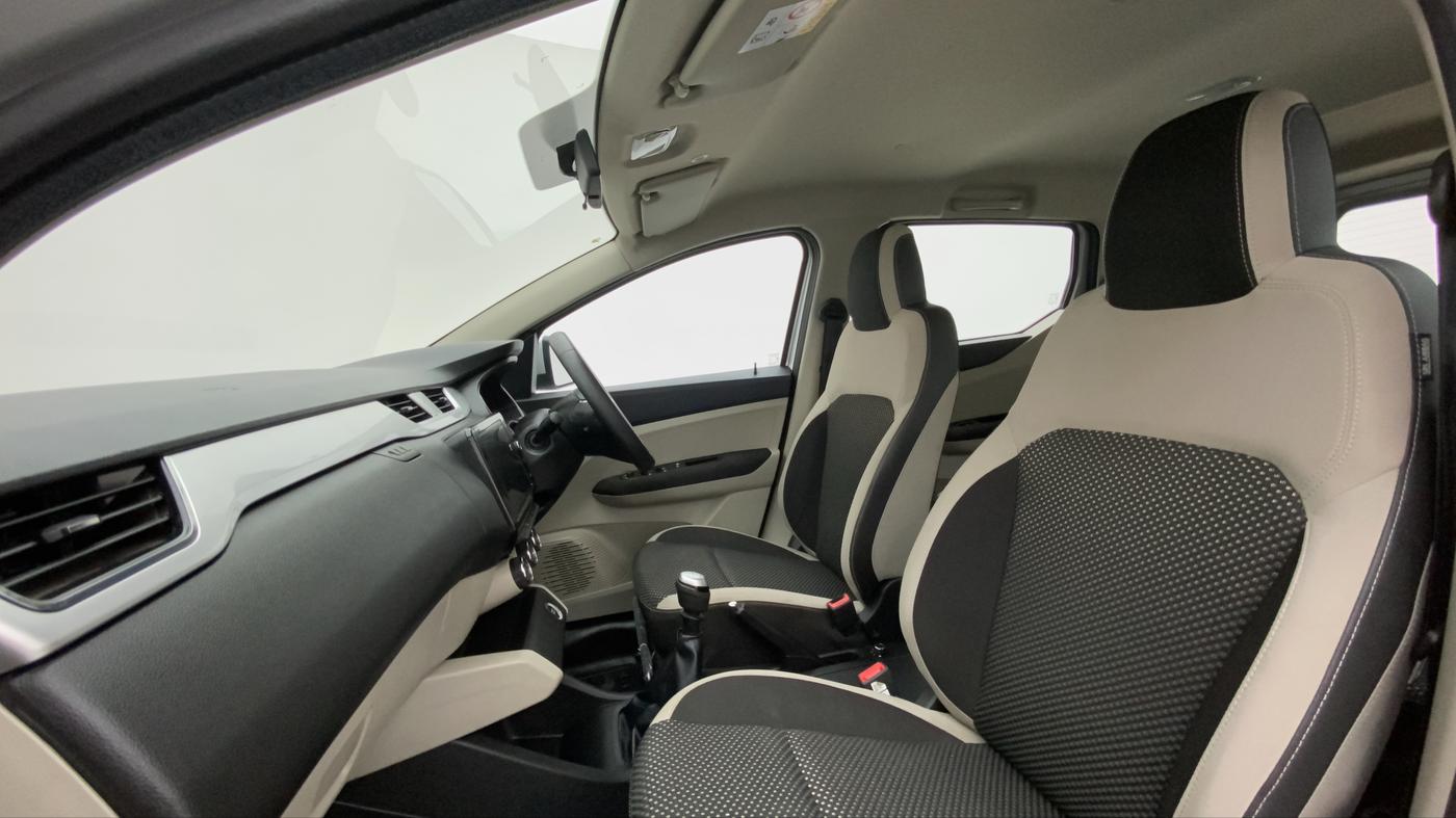 2019 Renault TRIBER RXZ, Petrol, Manual, 11,912 km, Right Side Front Door Cabin