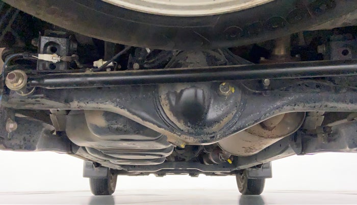 2017 Toyota Innova Crysta 2.7 GX 7 STR MT, Petrol, Manual, 43,867 km, Rear Underbody