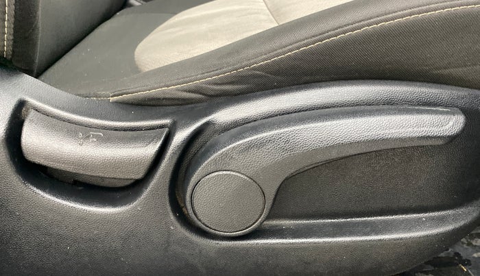 2018 Hyundai Creta SX AT 1.6 PETROL, Petrol, Automatic, 20,744 km, Driver Side Adjustment Panel