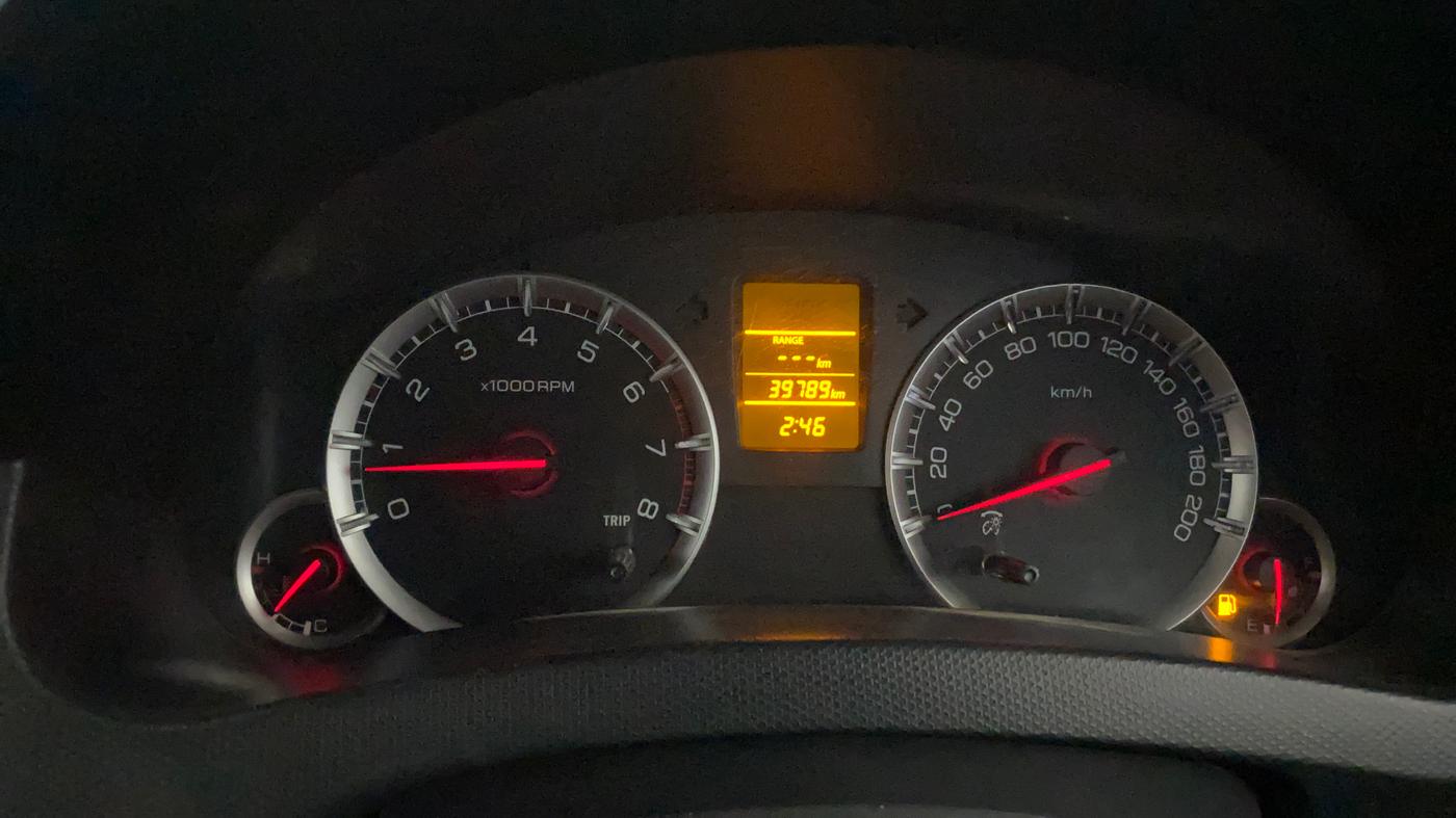 2015 Maruti Swift VXI, Petrol, Manual, 39,588 km, Odometer Image