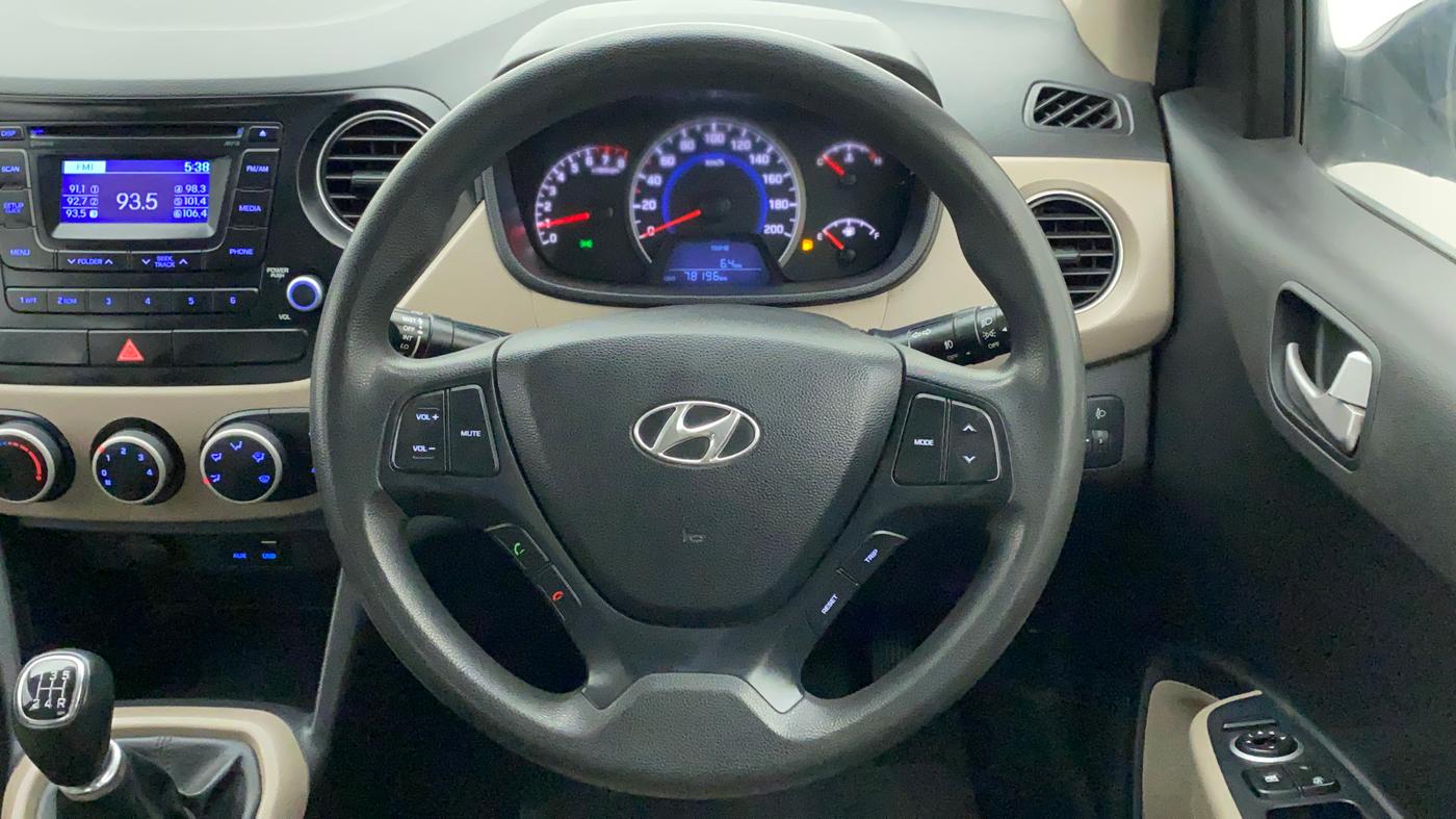 2016 Hyundai Grand i10 SPORTZ 1.2 KAPPA VTVT, Petrol, Manual, 78,315 km, Steering Wheel Close Up