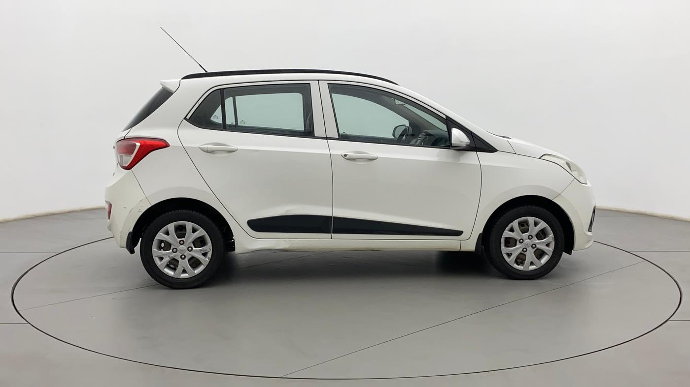 2016 Hyundai Grand i10 SPORTZ 1.2 KAPPA VTVT, Petrol, Manual, 78,315 km, Right Side View