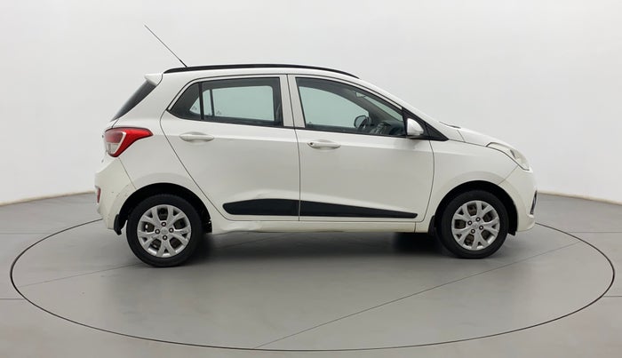 2016 Hyundai Grand i10 SPORTZ 1.2 KAPPA VTVT, Petrol, Manual, 78,315 km, Right Side View
