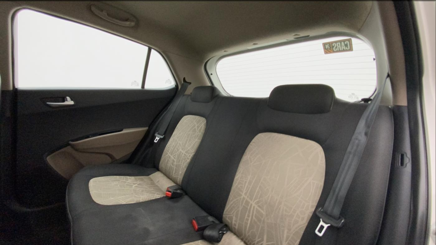 2016 Hyundai Grand i10 SPORTZ 1.2 KAPPA VTVT, Petrol, Manual, 78,315 km, Right Side Rear Door Cabin