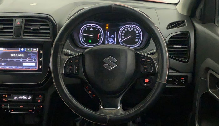 2016 Maruti Vitara Brezza ZDI PLUS DUAL TONE, Diesel, Manual, 94,294 km, Steering Wheel Close Up