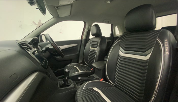 2016 Maruti Vitara Brezza ZDI PLUS DUAL TONE, Diesel, Manual, 94,294 km, Right Side Front Door Cabin