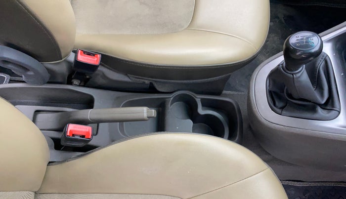 2013 Hyundai i10 MAGNA 1.2, Petrol, Manual, 66,231 km, Gear Lever