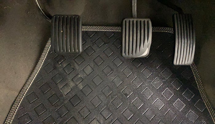 2013 Hyundai i10 MAGNA 1.2, Petrol, Manual, 66,231 km, Pedals