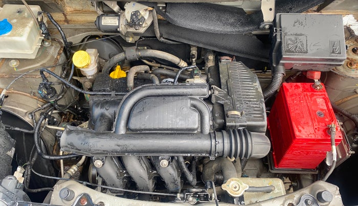 2017 Renault Kwid RXT 1.0, Petrol, Manual, 29,049 km, Engine View