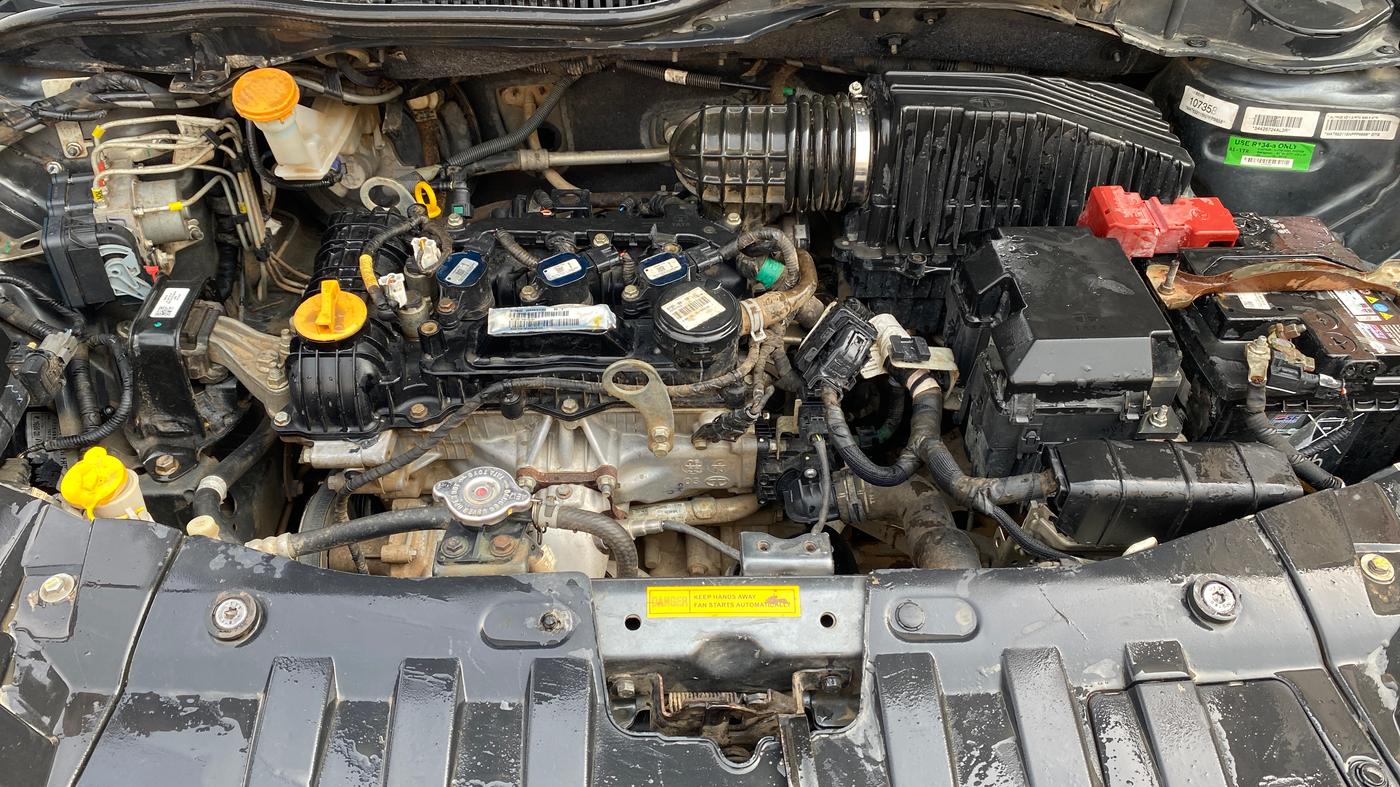 2022 Tata ALTROZ XZ PETROL, Petrol, Manual, 24,698 km, Engine View