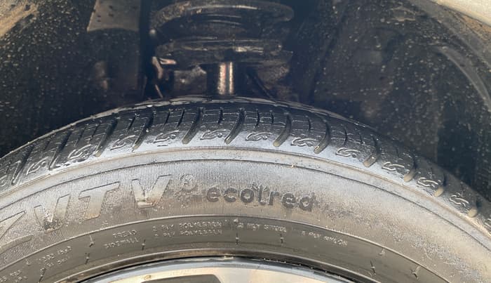2022 Tata ALTROZ XZ PETROL, Petrol, Manual, 24,698 km, Right Front Tyre Tread