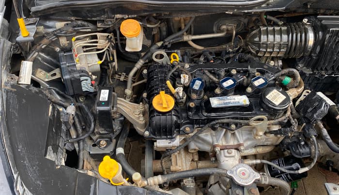 2022 Tata ALTROZ XZ PETROL, Petrol, Manual, 24,698 km, Engine View - Right
