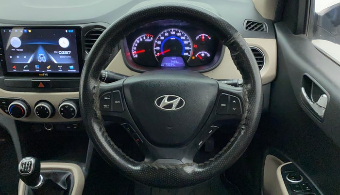 2015 Hyundai Grand i10 SPORTZ 1.2 KAPPA VTVT, CNG, Manual, 72,857 km, Steering Wheel Close Up