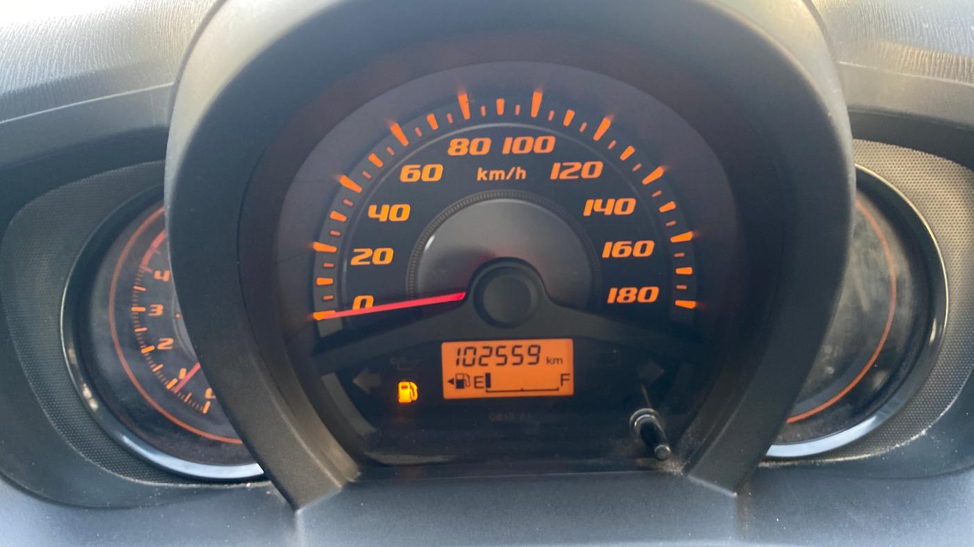 2014 Honda Amaze 1.5L I-DTEC SX, Diesel, Manual, 1,02,554 km, Odometer Image