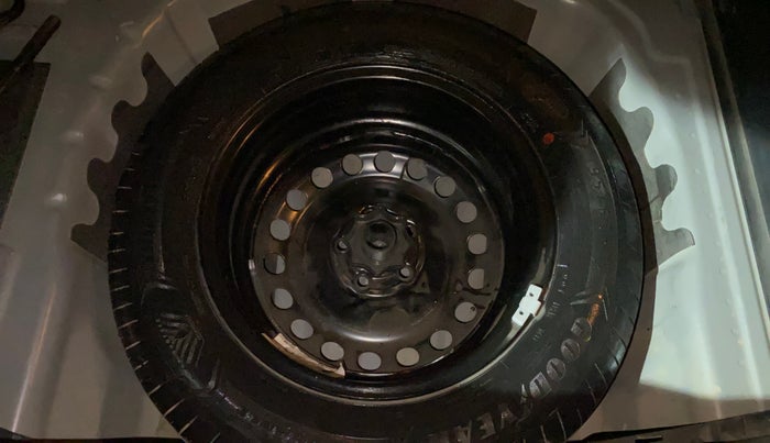 2022 Volkswagen TAIGUN HIGHLINE 1.0 TSI MT, Petrol, Manual, 97,139 km, Spare Tyre