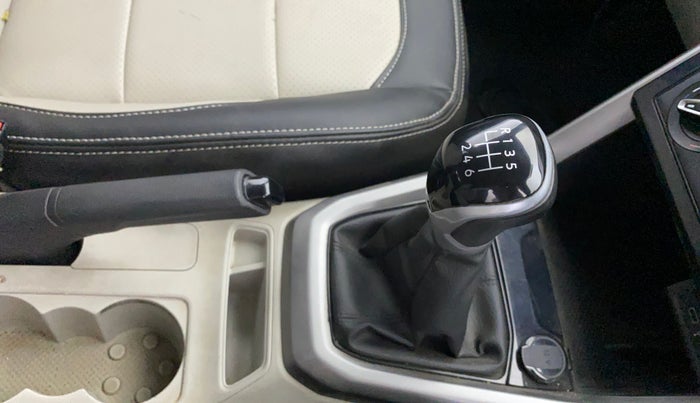 2022 Volkswagen TAIGUN HIGHLINE 1.0 TSI MT, Petrol, Manual, 97,139 km, Gear Lever