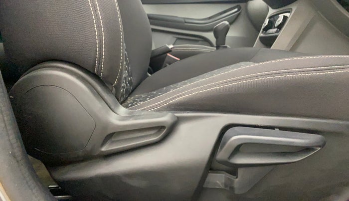 2021 Tata Tiago XZ PLUS PETROL, Petrol, Manual, 27,862 km, Driver Side Adjustment Panel