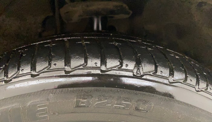 2021 Tata Tiago XZ PLUS PETROL, Petrol, Manual, 27,862 km, Right Front Tyre Tread