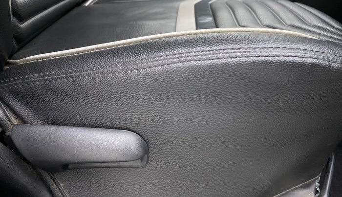 2019 Maruti Vitara Brezza VDI, Diesel, Manual, 76,124 km, Driver Side Adjustment Panel