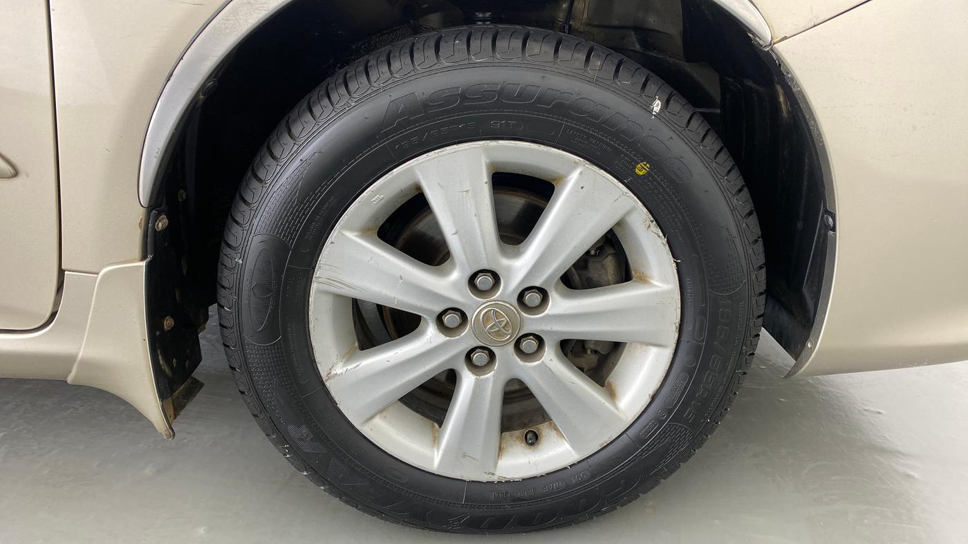 2010 Toyota Corolla Altis G PETROL, Petrol, Manual, 83,055 km, Right Front Wheel