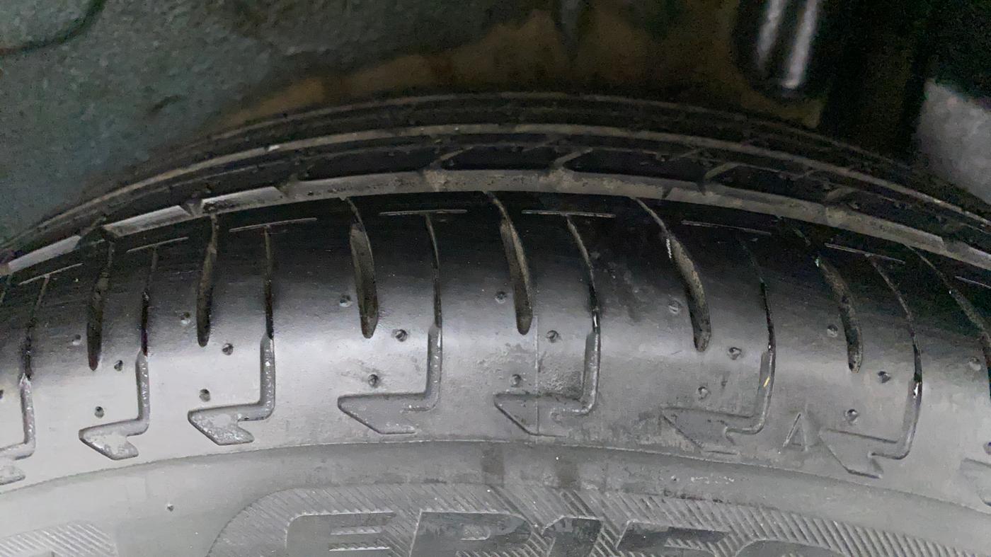 2017 Maruti IGNIS ZETA 1.2 AMT, Petrol, Automatic, 65,697 km, Left Rear Tyre Tread