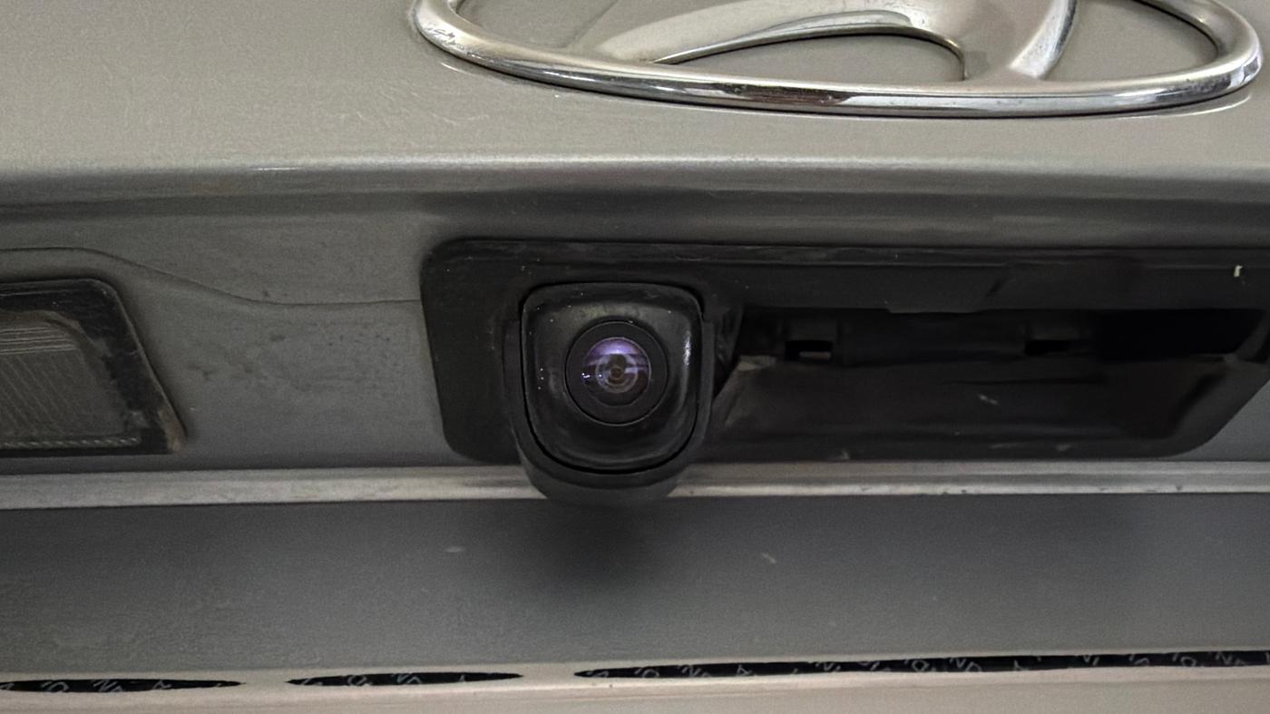 2019 Hyundai Verna 1.6 VTVT SX, CNG, Manual, 75,188 km, Parking Camera