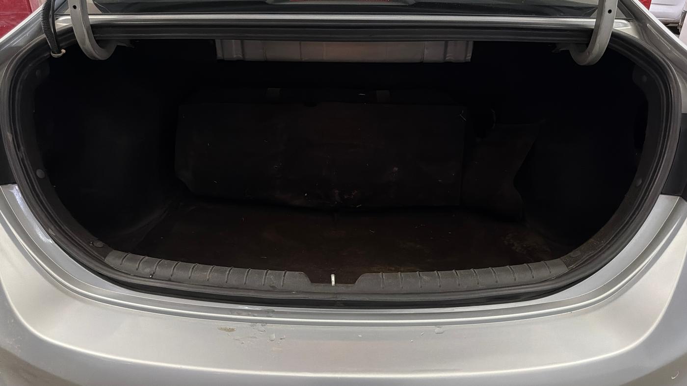 2019 Hyundai Verna 1.6 VTVT SX, CNG, Manual, 75,188 km, Boot Inside