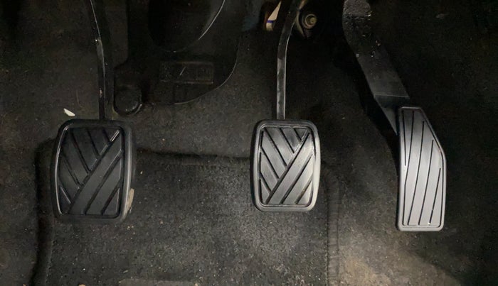 2019 Maruti S PRESSO VXI+, CNG, Manual, 71,855 km, Pedals