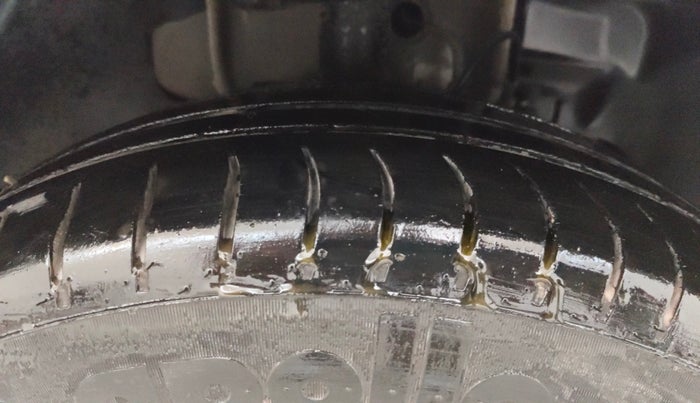 2019 Tata Tiago XZ PETROL, Petrol, Manual, 70,716 km, Right Front Tyre Tread