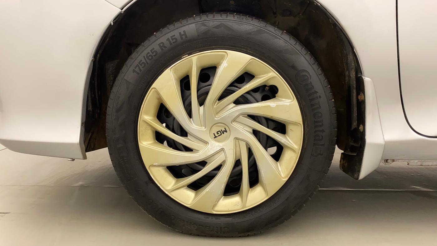2014 Honda City 1.5L I-DTEC SV, Diesel, Manual, 1,21,990 km, Left Front Wheel