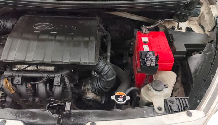 2016 Hyundai Grand i10 ASTA (O) 1.2 KAPPA VTVT, Petrol, Manual, 45,121 km, Engine View - Left