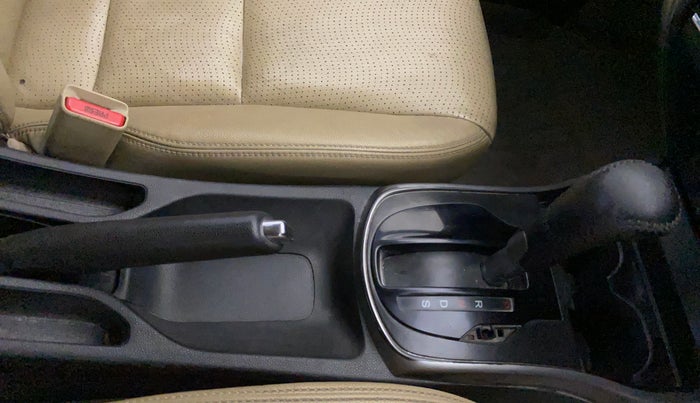 2015 Honda City 1.5L I-VTEC VX CVT, Petrol, Automatic, 49,079 km, Gear Lever