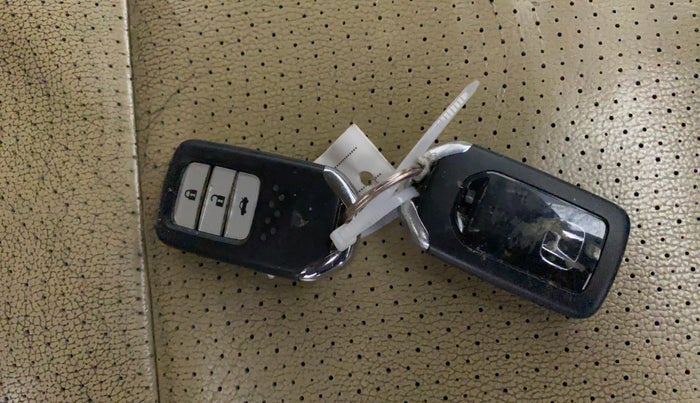 2015 Honda City 1.5L I-VTEC VX CVT, Petrol, Automatic, 49,079 km, Key Close Up