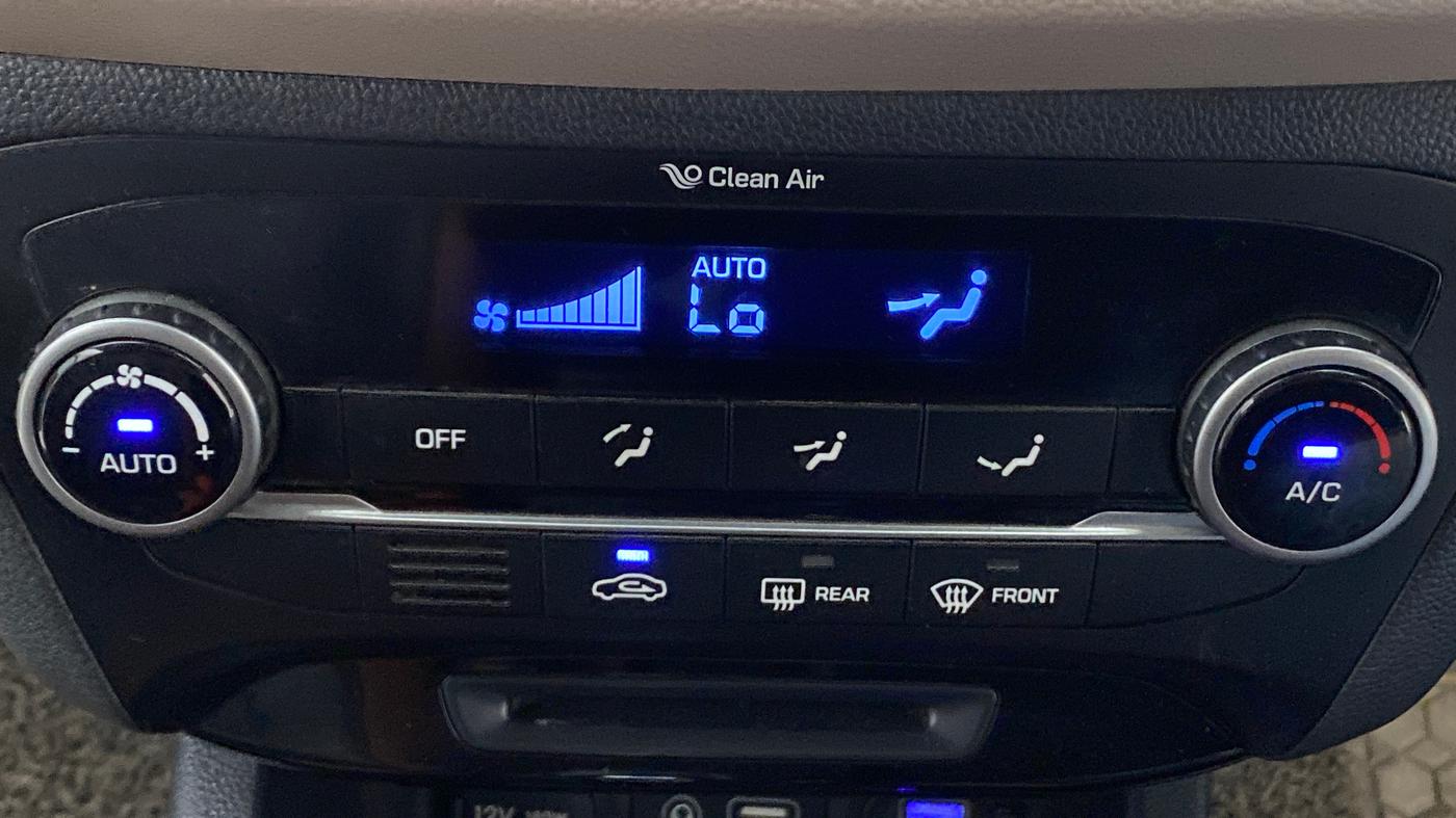 2018 Hyundai Elite i20 Asta 1.2 CVT, Petrol, Automatic, 49,324 km, Automatic Climate Control